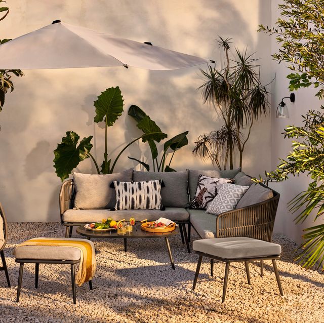 Stylish Garden Sofas to Transform Your Outdoor Space