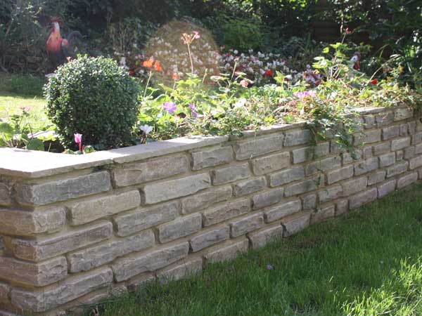 How To Build a Small Garden Wall | DIY Gardener | Gardensto