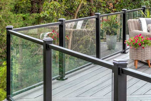 Pros and cons of glass railings | Decks Toron