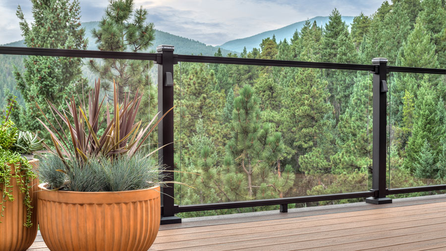 The Beauty and Benefits of Glass Deck Railing