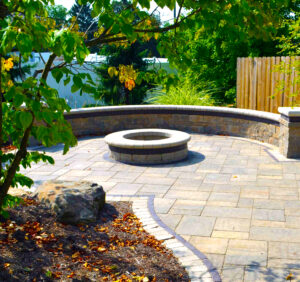 Landscaping Design | Glen Ellyn, Wheaton, Elmhurst, DuPa