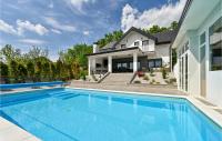 Stunning Home In Stubicke Toplice With Outdoor Swimming Pool .