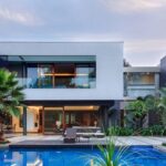 This Home Was Designed To Wrap Around The Swimming Pool | Dream .