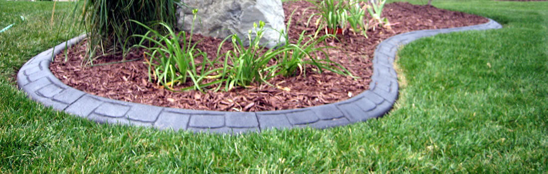 Landscape Curbing Waunakee,WI|Concrete Edging Waunakee,Wisconsin .