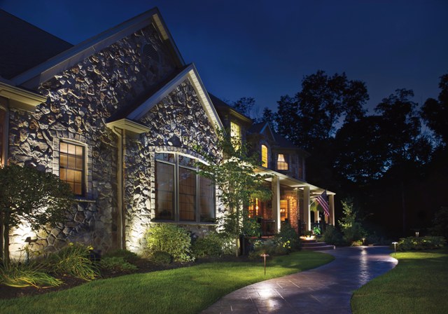 Outdoor Landscape Lighting System | LED Lighting Displa