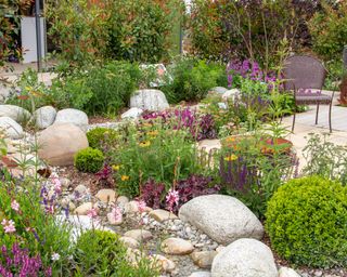 Landscaping ideas with rocks: 10 stylish nature-inspired looks