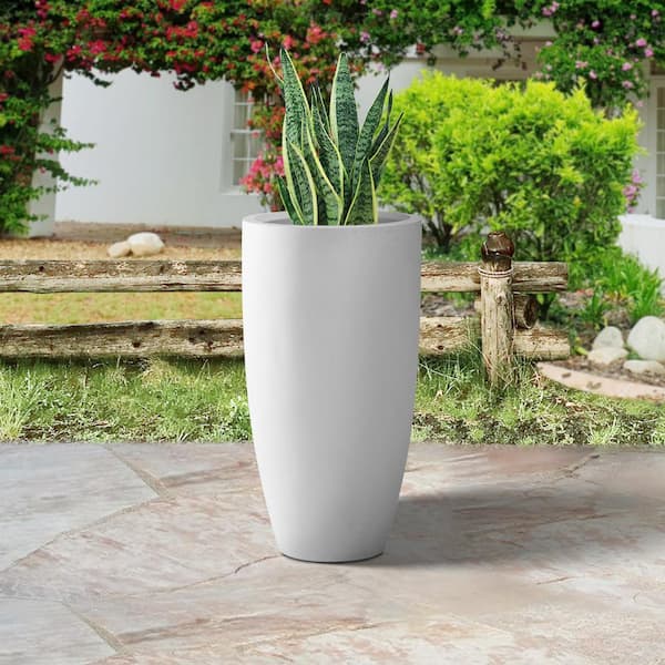 PLANTARA 24 in. H Concrete Tall Solid White Planter, Large Outdoor .