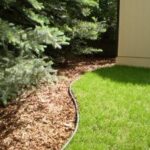 Lawn Edging: Time-Saving… When You Install it Correctly - Laidback .