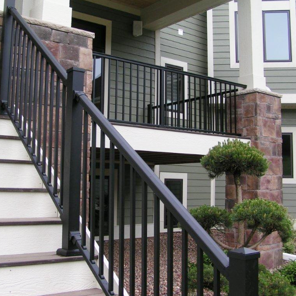 Premium Quality Metal Deck Railing Systems - DecksDire