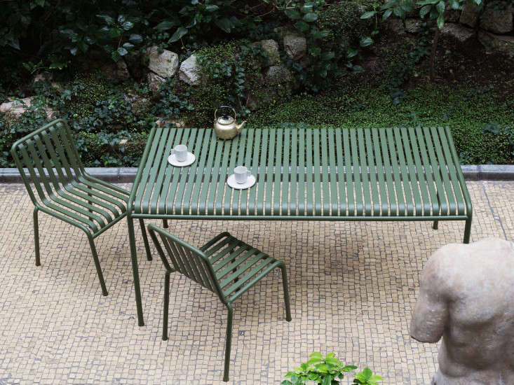 Outdoor Furniture: Metal Lawn Chairs Made Modern - Gardenis