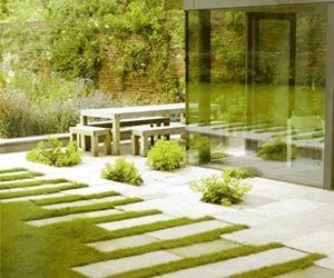 Modern English Garden Design - Landscaping Netwo