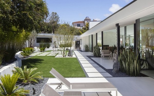 Grounded Modern Landscape Architecture Spotlighted - San Diego .