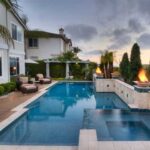 Modern Swimming Pool Designs four your Backyard Spa