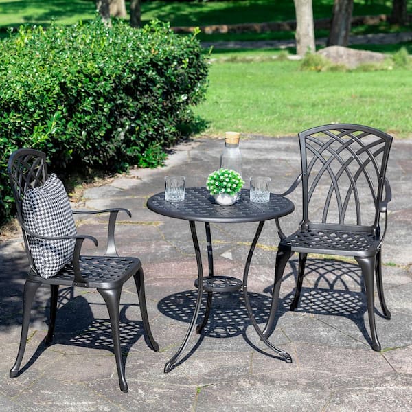 Transform Your Outdoor Space with a Stylish Bistro Set