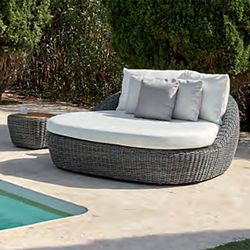 Point, Heritage, outdoor, daybed, Wicker - HomeInfatuation.co