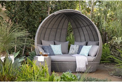 Miraval Outdoor Daybed | Living Spac