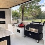 Outdoor Kitchens - Chillin and Grill