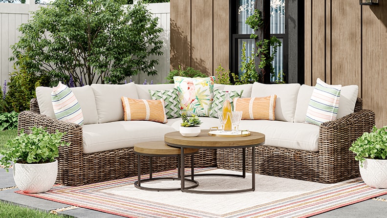 The Ultimate Guide to Choosing the Best Outdoor Patio Cushions