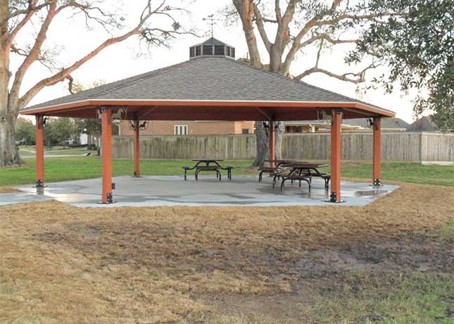 Commercial Outdoor Shelter Installation - Kraftsm