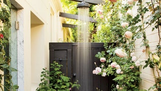 21 Inspiring Outdoor Shower Ideas for Every Style | Architectural .