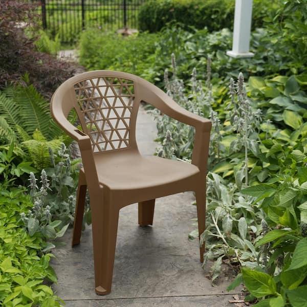 Creative Ways to Upcycle Plastic Garden Chairs