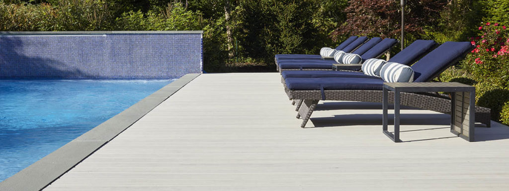 Stylish Pool Deck Design Ideas for Your Backyard Oasis