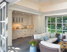 10 Poolhouse kitchen ideas | poolhouse kitchen, pool houses, kitch