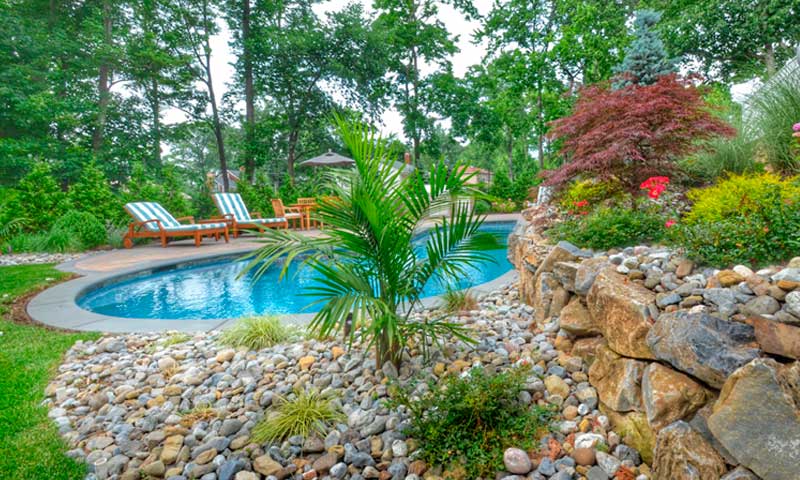 Landscaping with Boulders – What You Need to Kn