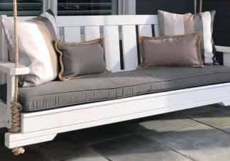 White Porch Swing | Georgiaswin