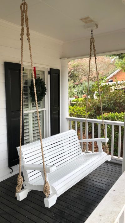 Wooden Porch Swing | Georgiaswin