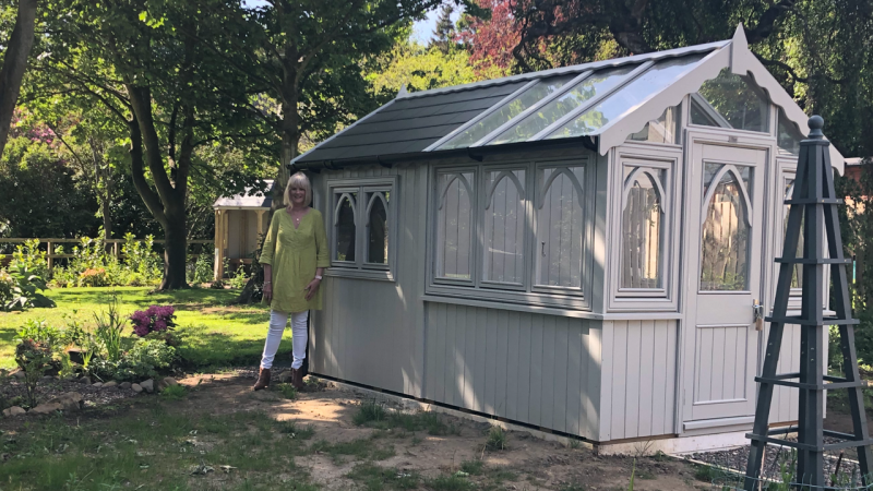 Examining 'posh' sheds and greenhous