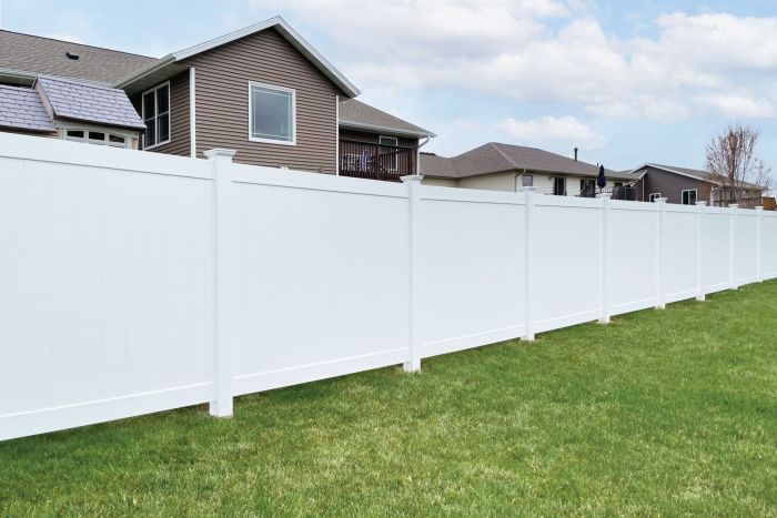 Tri-Max II Vinyl Fencing | Digger Specialties, In