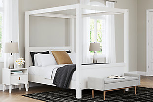 Aprilyn Queen Canopy Bed | Ashl