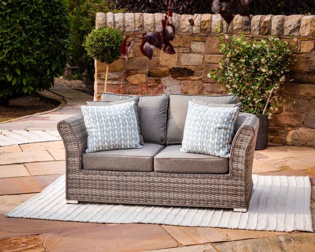 The Benefits of Rattan Garden Sofas: Why They’re a Wise Investment for Your Outdoor Space