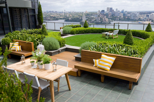 Creating a Stunning Oasis: How to Design and Maintain a Roof Garden