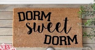 Festive Doormats: Cozy Holiday Accents for Your Home