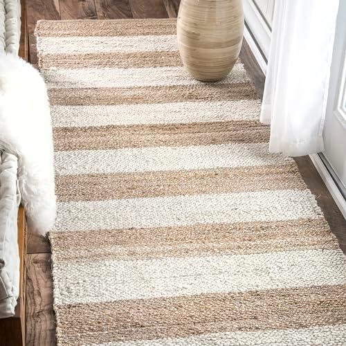 Distinctive Area Rugs for Every Home: Comfort & Style!